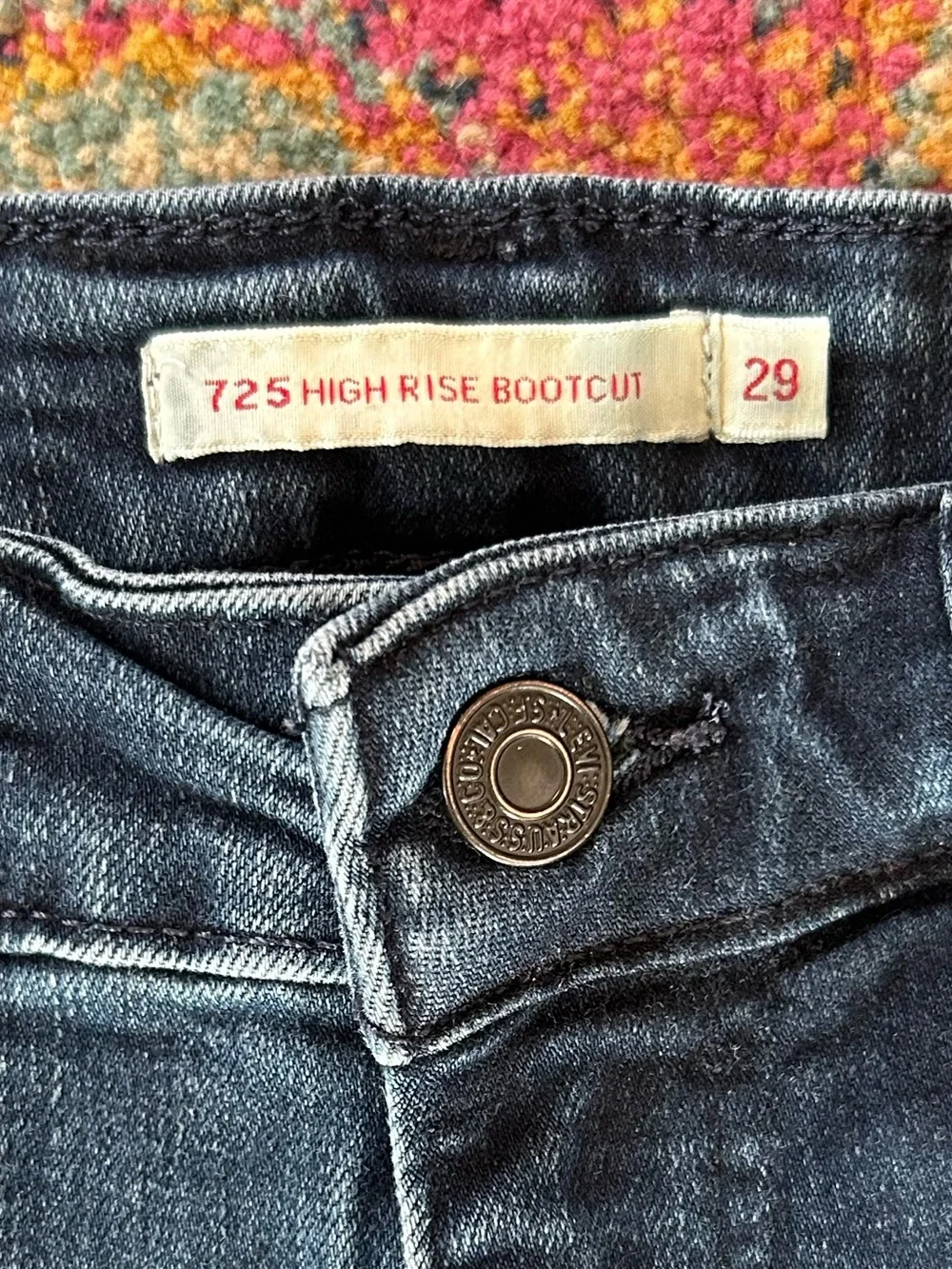 Levi’s | Women’s Dark Blue Denim Premium 725 High Rise Bootcut Jeans Size 29